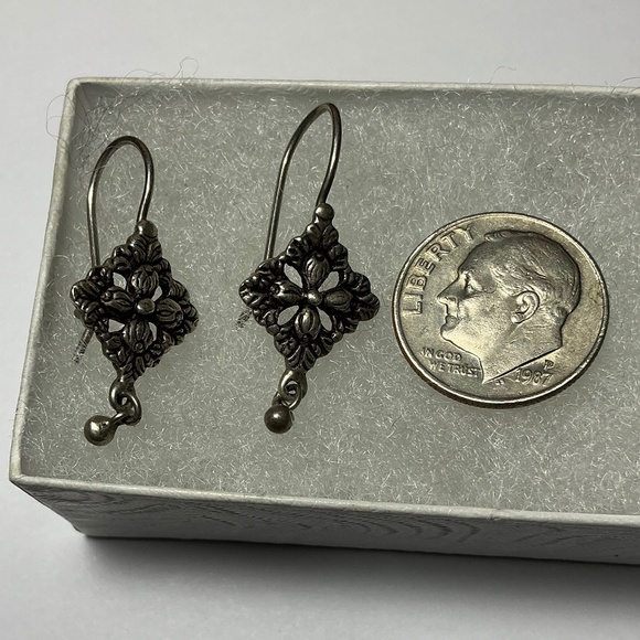 Sterling Silver Diamond Shaped Dangle Earrings. 1.25 inches long - Picture 2 of 4